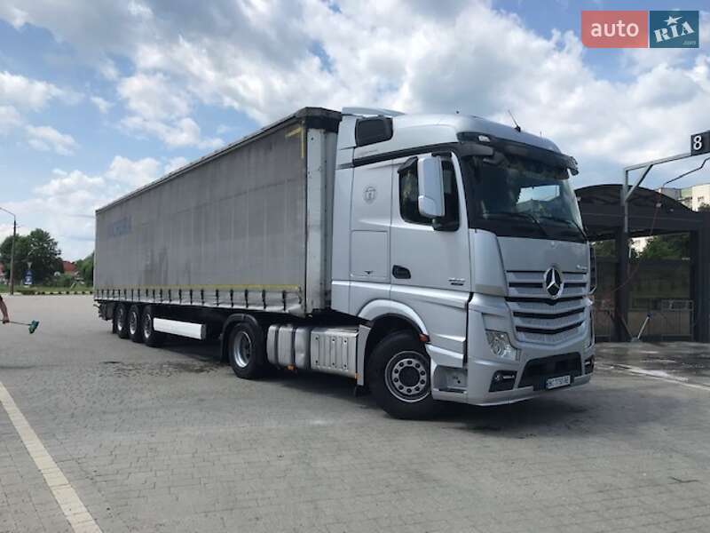 Тягач Mercedes-Benz Actros 2012 в Дрогобыче