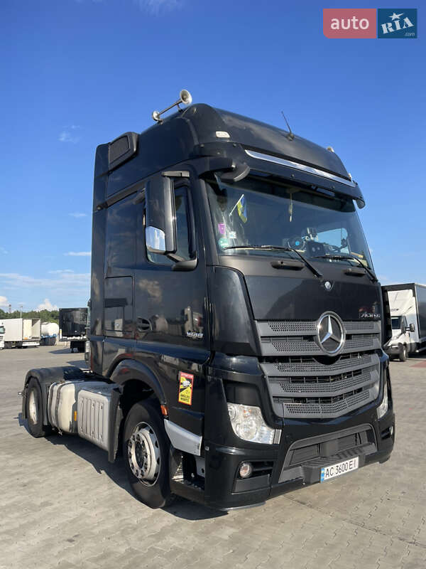 Тягач Mercedes-Benz Actros 2016 в Луцке