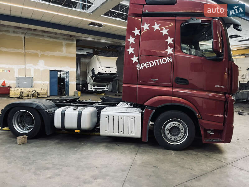 Тягач Mercedes-Benz Actros 2015 в Хмельницком