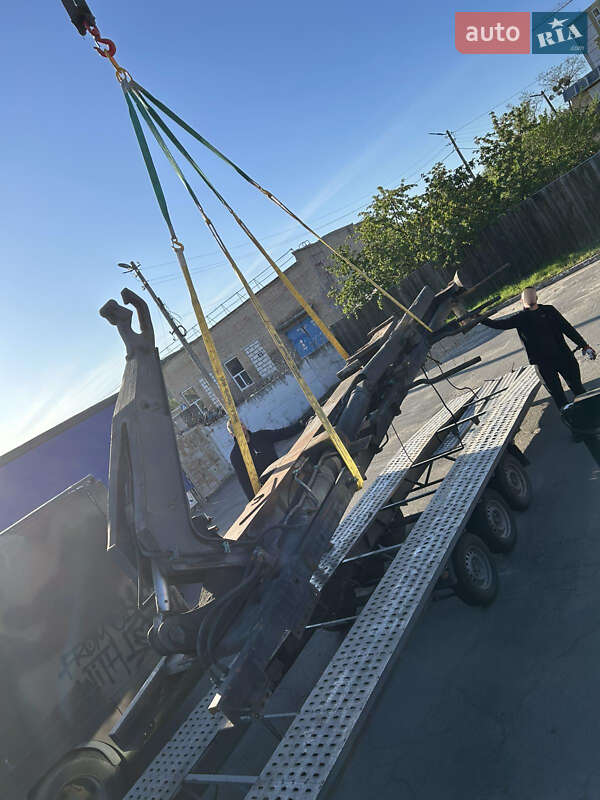 Контейнерный погрузчик Mercedes-Benz Actros 2005 в Буче