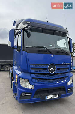 Тягач Mercedes-Benz Actros 2013 в Киеве