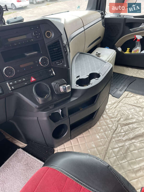 Тягач Mercedes-Benz Actros 2015 в Буче