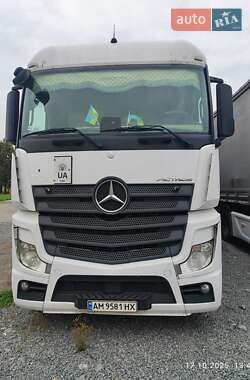 Тентованый Mercedes-Benz Actros 2017 в Романове