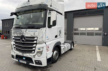 Тягач Mercedes-Benz Actros 2015 в Мукачево