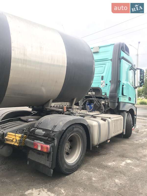 Тягач Mercedes-Benz Actros 2013 в Днепре