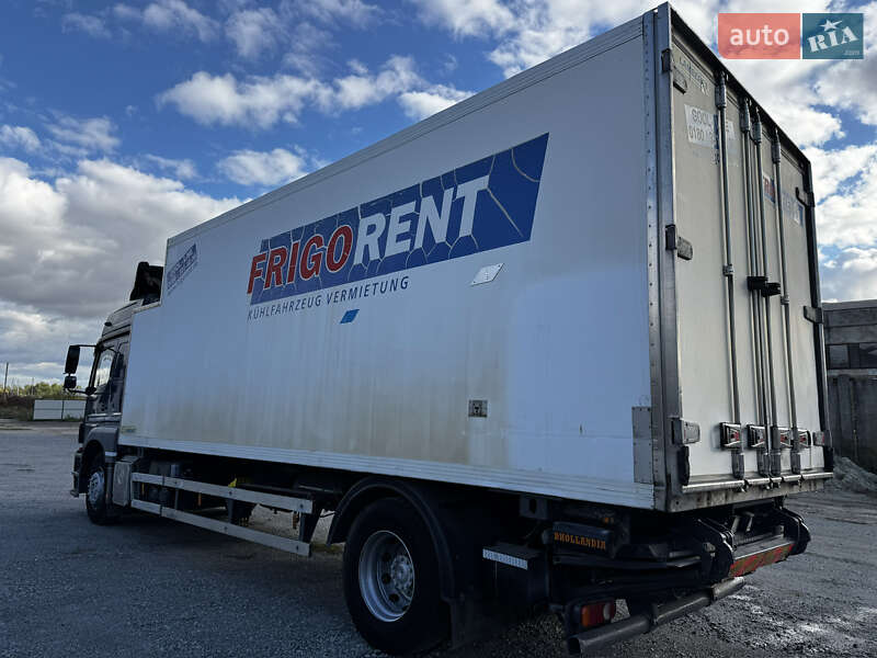 Грузовой фургон Mercedes-Benz Actros 2013 в Львове