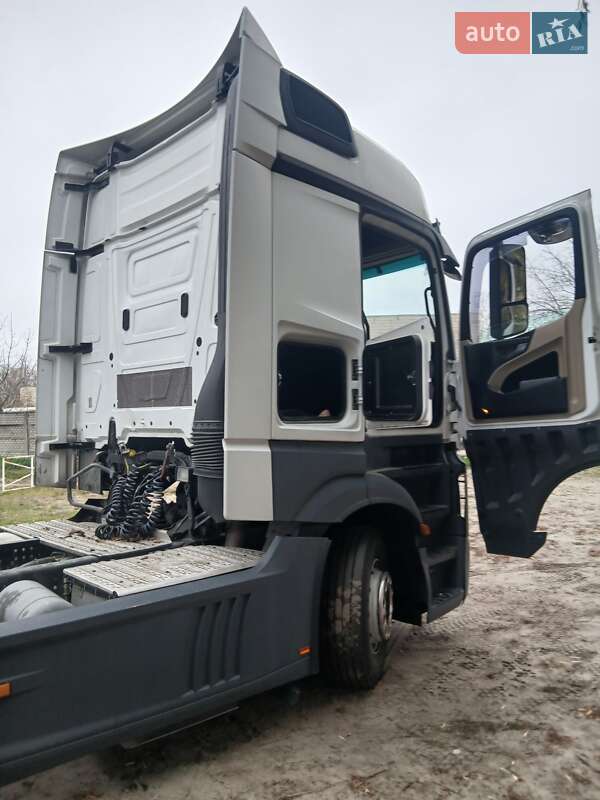 Тягач Mercedes-Benz Actros 2014 в Киеве фото 2 Тягач Mercedes-Benz Actros 2014 в Киеве