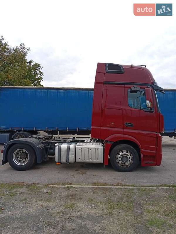 Тягач Mercedes-Benz Actros 2013 в Днепре