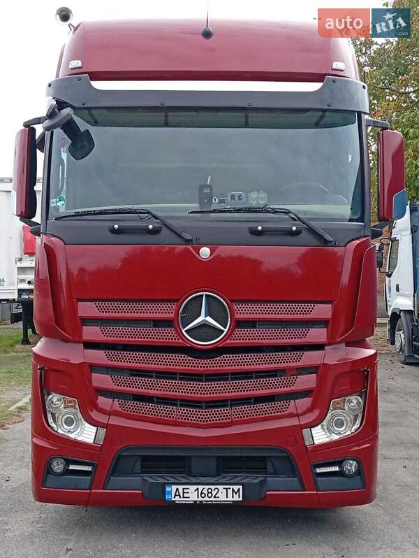 Тягач Mercedes-Benz Actros 2013 в Днепре
