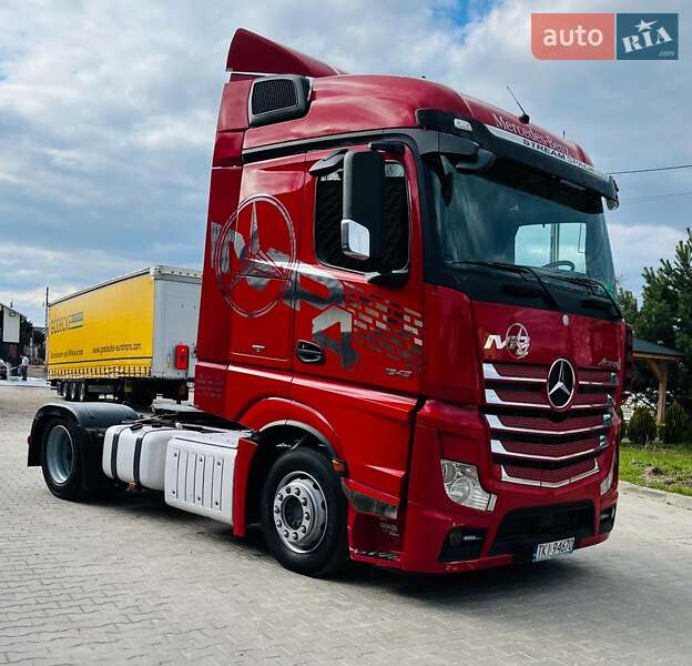 Тягач Mercedes-Benz Actros 2013 в Ивано-Франковске фото Тягач Mercedes-Benz Actros 2013 в Ивано-Франковске