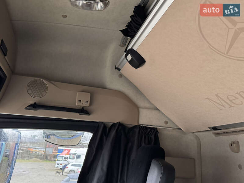 Тягач Mercedes-Benz Actros 2014 в Черновцах