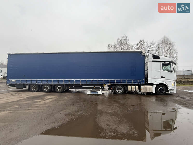 Тягач Mercedes-Benz Actros 2016 в Луцке