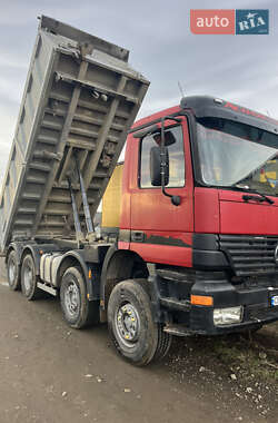Самосвал Mercedes-Benz Actros 2001 в Черновцах
