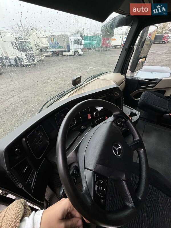 Бензовоз Mercedes-Benz Actros 2013 в Луцьку фото 7 Бензовоз Mercedes-Benz Actros 2013 в Луцьку
