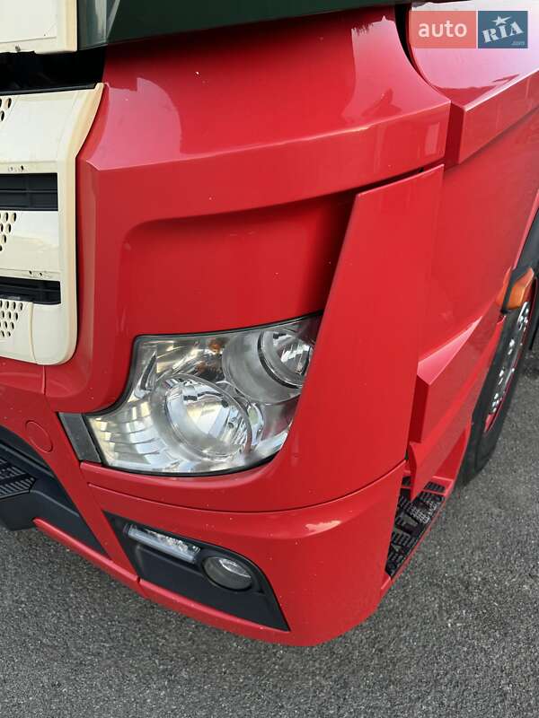 Тягач Mercedes-Benz Actros 2013 в Киеве
