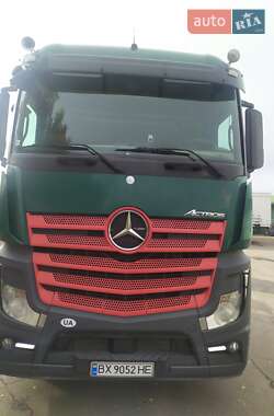 Тягач Mercedes-Benz Actros 2013 в Хмельницком