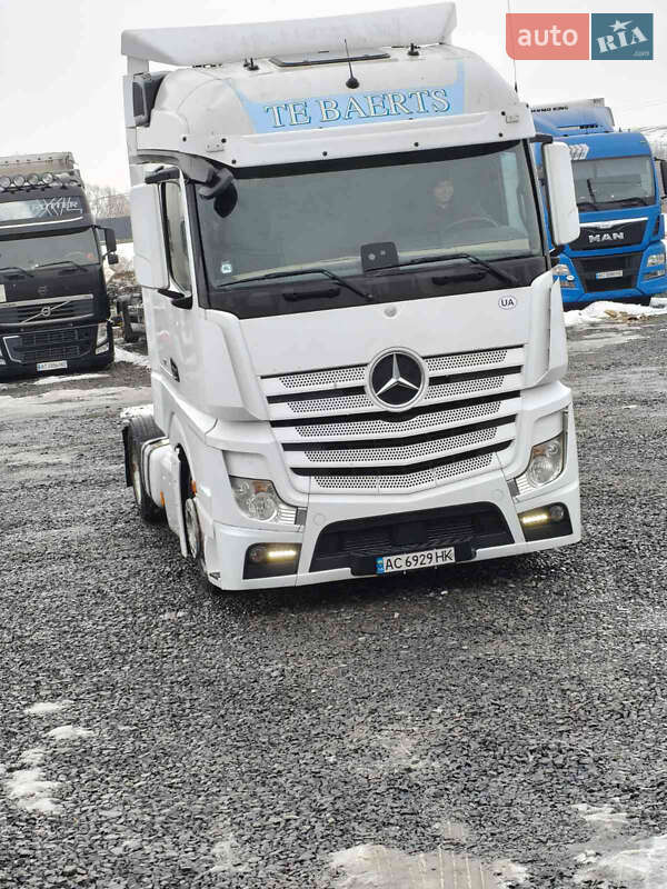 Тягач Mercedes-Benz Actros 2016 в Луцке