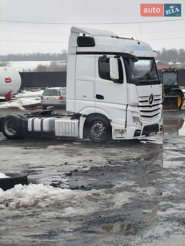 Тягач Mercedes-Benz Actros 2016 в Луцке