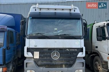 Тентований Mercedes-Benz Actros 2006 в Чернівцях