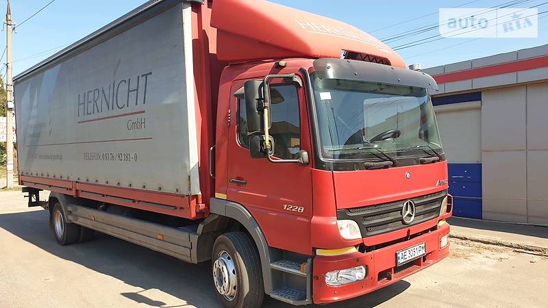 Mercedes-Benz Atego 1228