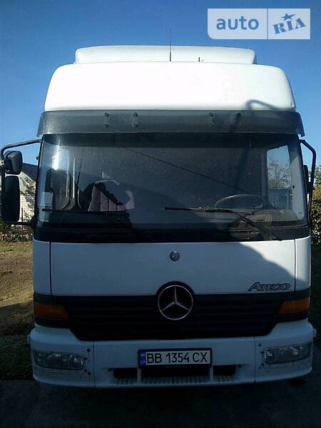Mercedes-Benz Atego 823