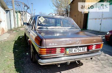 Седан Mercedes-Benz Atego 1984 в Одессе