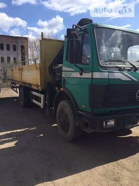 Кран-маніпулятор Mercedes-Benz Atego 1993 в 