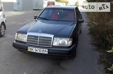 Седан Mercedes-Benz Atego 1992 в Ровно