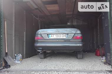 Седан Mercedes-Benz Atego 1995 в Надворной