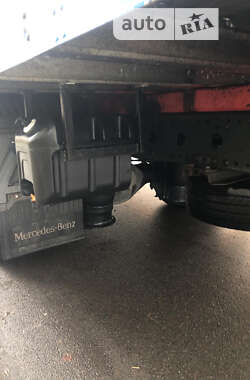 Грузовой фургон Mercedes-Benz Atego 2002 в 