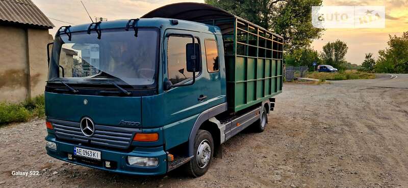 Для перевозки животных Mercedes-Benz Atego 1999 в Каменском