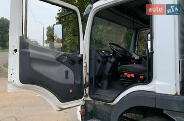 Вантажний фургон Mercedes-Benz Atego 1999 в 