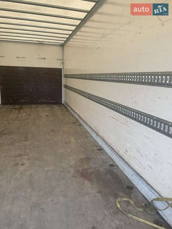 Грузовой фургон Mercedes-Benz Atego 2010 в Львове