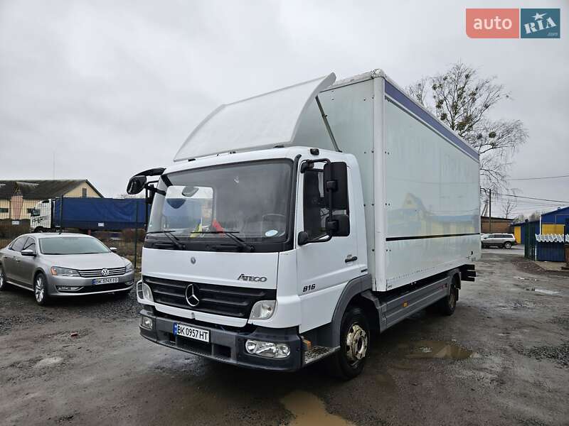 Вантажний фургон Mercedes-Benz Atego 2010 в 