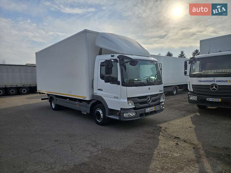 Вантажний фургон Mercedes-Benz Atego 2012 в 