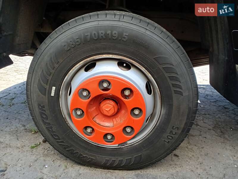 Грузовой фургон Mercedes-Benz Atego 1994 в Могилев-Подольске