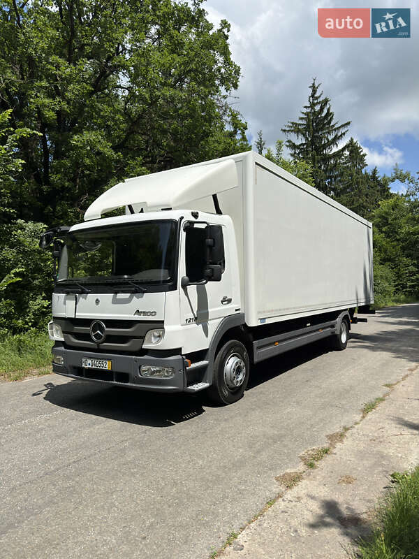 Mercedes-Benz Atego 2012