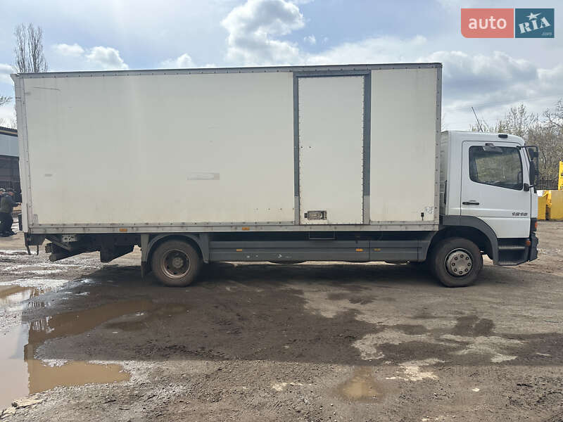 Другие грузовики Mercedes-Benz Atego 2004 в Кривом Роге