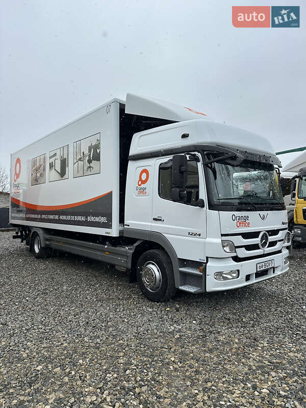Mercedes-Benz Atego 2013