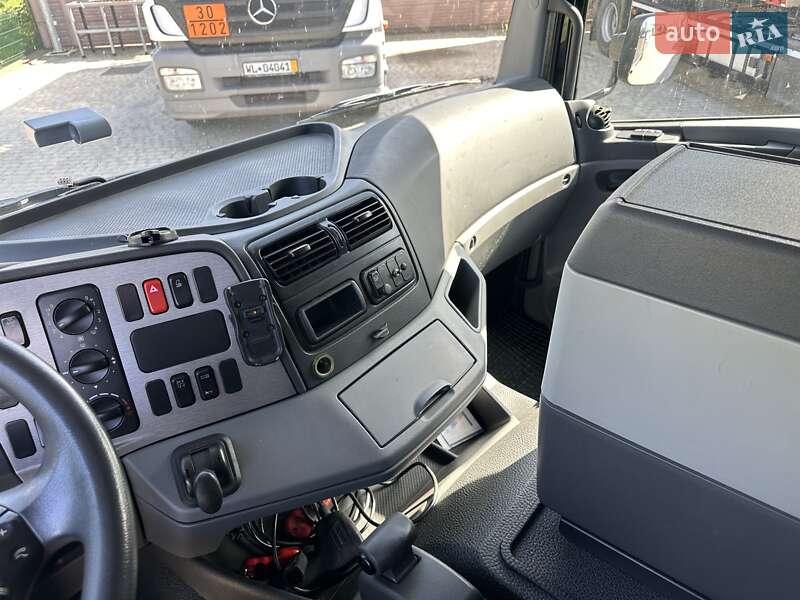 Эвакуатор Mercedes-Benz Atego 2011 в Залещиках