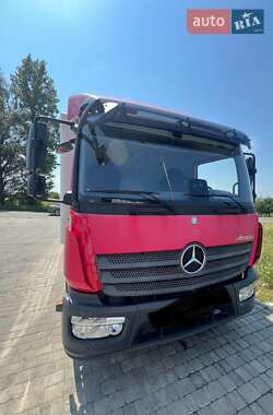 Вантажний фургон Mercedes-Benz Atego 2015 в Львові