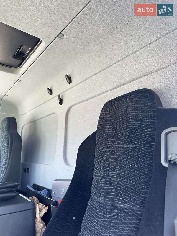 Грузовой фургон Mercedes-Benz Atego 2015 в Львове