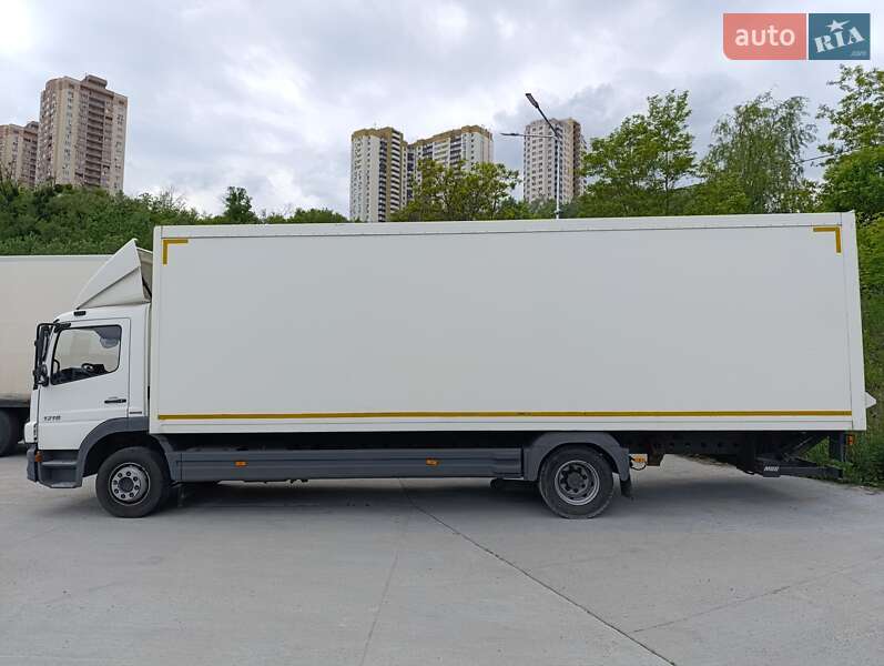 Грузовой фургон Mercedes-Benz Atego 2012 в Киеве