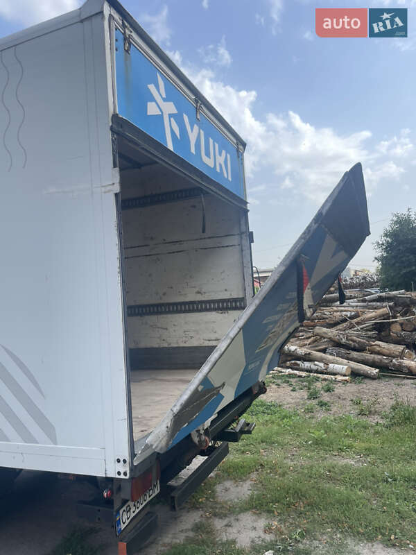 Грузовой фургон Mercedes-Benz Atego 2011 в Чернигове