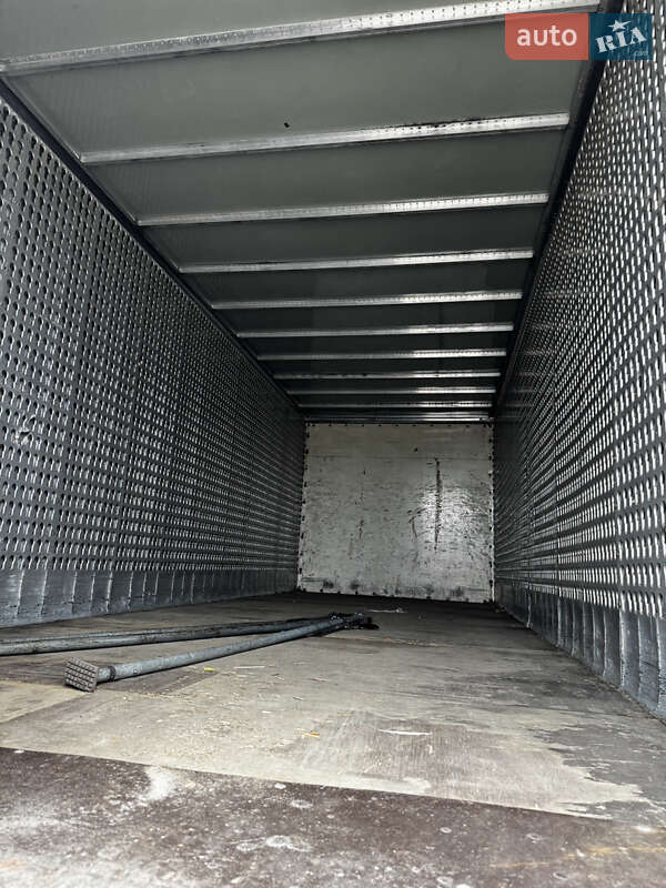 Грузовой фургон Mercedes-Benz Atego 1998 в Львове