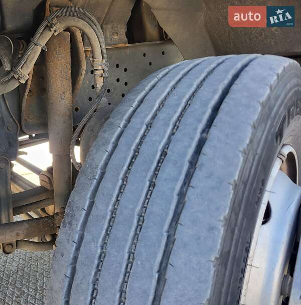 Вантажний фургон Mercedes-Benz Atego 2004 в Львові