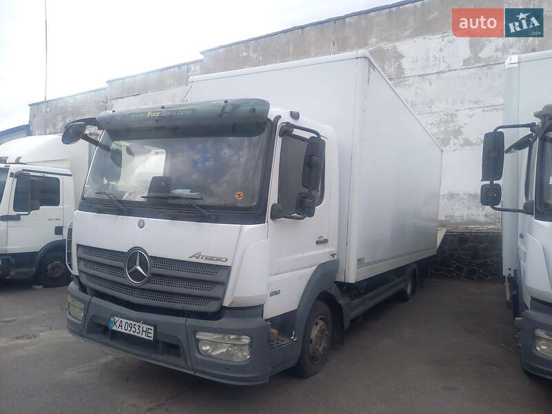 Грузовой фургон Mercedes-Benz Atego 2015 в 