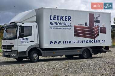 Грузовой фургон Mercedes-Benz Atego 2009 в 