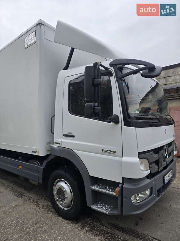 Вантажний фургон Mercedes-Benz Atego 2013 в Харкові
