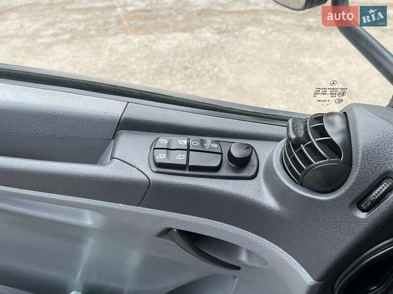 Грузовой фургон Mercedes-Benz Atego 2011 в Бучаче